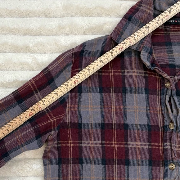 BRANDY MELVILLE Wylie Button Down Flannel Red and Gray Checkered 100% Cotton - Picture 8 of 8
